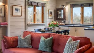 Photo 10- click for photo gallery